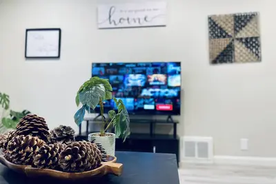 Image de Sf Cozy&Quiet 2Br home WIFi&Laundry in building on 3Rd floor