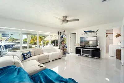 Image de Casa Blanca | Gorgeous ground-level 2 bed/2 bath home on Big Pine Key