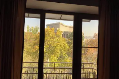 Image de A comfortable stay in a beautiful spacious penthouse in the heart of Yerevan