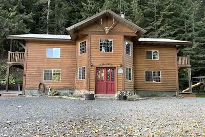Image de Cozy Cabin on the “Shadowy St Joe”