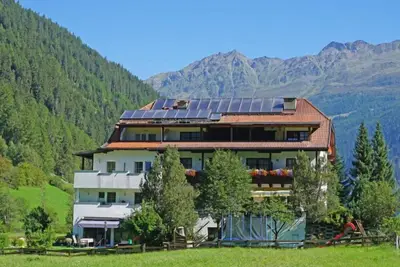 Image de Sonnenhof Top 2 by Interhome