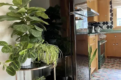 Image de Mid Century Retreat Near River and Historic Downtown