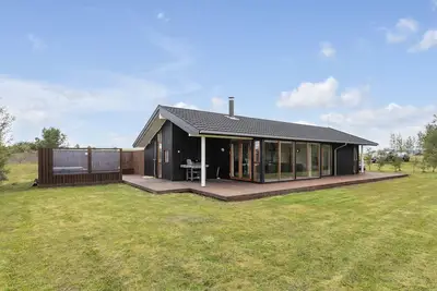 Image de Wonderful luxury Scandinavian villa with a great view