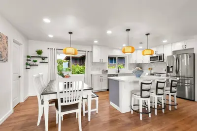 Image de koolkondo Springwater 3 bedroom Oceanfront Home