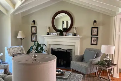 Image de Walk to the Village of PInehurst - outdoor entertainment amenities