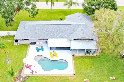 Image de Anna Maria Escape | Pool, Pickleball & Family Home