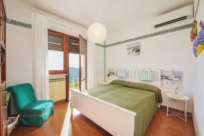 Image de Belle maison de vacances privée pour 6 personnes avec climatisation, Wifi, Tv, patio et parking