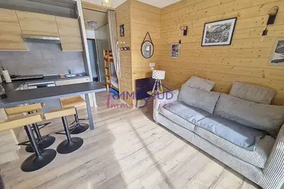 Image de Studio cabine - 4 couchages - centre village - Parking