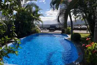 Image de Villa vue panoramique sur mer et montagne, piscine Bdn Saint Paul