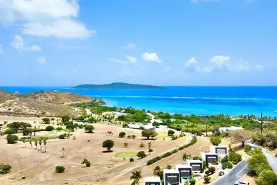 Image de Buck Island Views on Golf Course