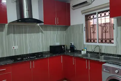 Image de cozy 4 bedroom with penthouse