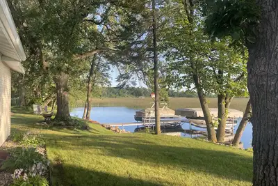 Image de Private lake home with Pontoon on Lake Ida in Alexandria, Mn