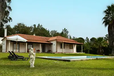 Image de Fabulous Country House near Lisbon w/ Pool