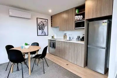 Image de Lovely 1 bedroom apartment opposite Hagley park