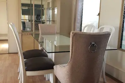 Image de Family-sized cozy and relaxing house, close to the beach