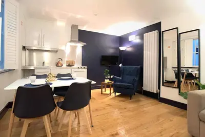 Image de S2-Cosy patio apartment 5 minutes to Hyde Park