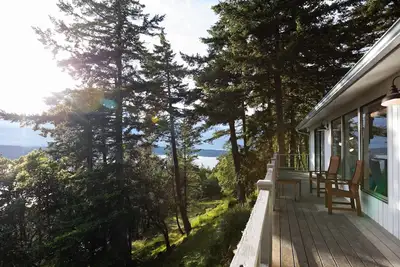 Image de Waterview, Bright home close to town, Moran Park with kayaking, hiking, and beaches