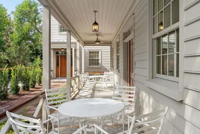 Image de ‘Sand Swept’ - Downtown Private Cottage