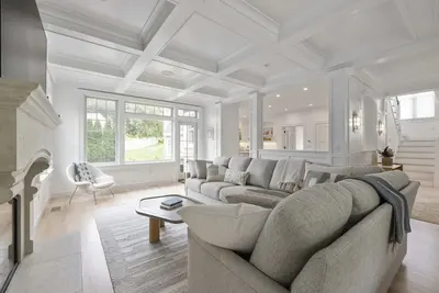 Image de Morning Walk - Walk to Port