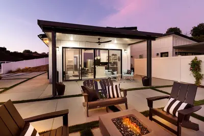Brand New Modern Romantic Couples Getaway in Wine Country