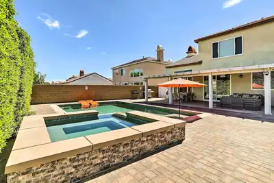 Image de Heated Salt Pool: Welcoming Coachella Home