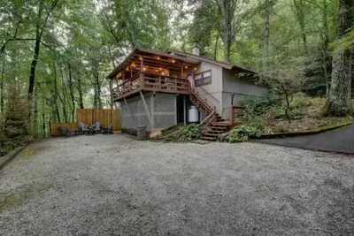 Image de The Honey Pot- peaceful cabin -fireplace and deck
