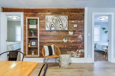 Image de The Vintage Charmer - 1. 5 miles to Ou Campus - Near Main St