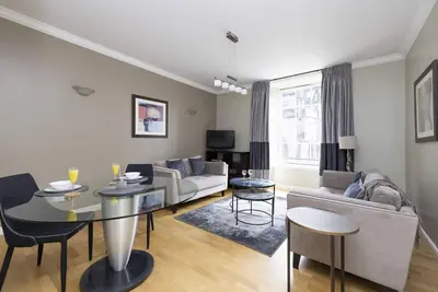 Image de Magnificent Apartment Overlooking St Giles