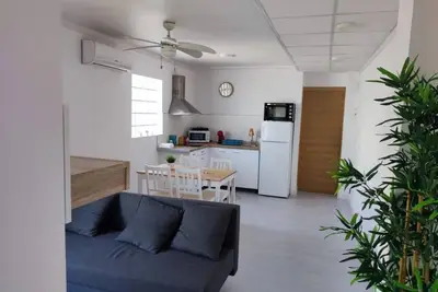 Image de Cozy and new apartment next to the historic center and 5 minutes from the beach.