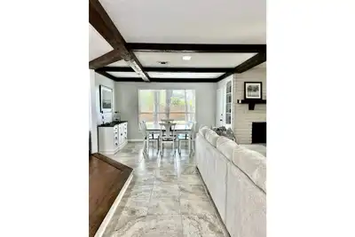 Image de Twin Trees is minutes from Cowboys stadium!