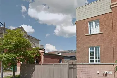 Image de Fully Furnished Bright and Luxurious Bedroom in North York-1