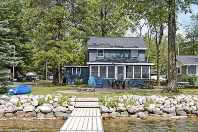 Image de Lakefront house, Dock, firepit, All weather sunroom, close to 4 golf courses
