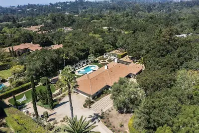 Image de Beautiful Montecito Estate with magical gardens- Renovated in 2025