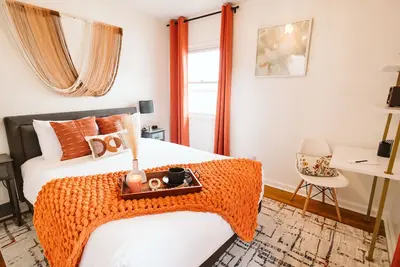 Cozy & Quiet | King Bed | Micron | Free Parking