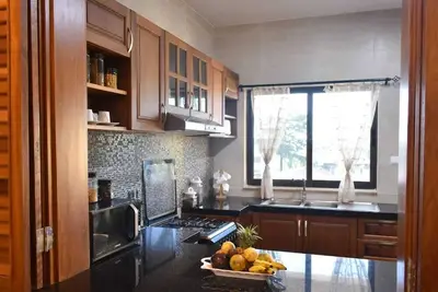 Image de Luxury 2 Bedroom Serviced Apt in Prime Locale