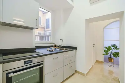 Image de Your House in the Eternal City