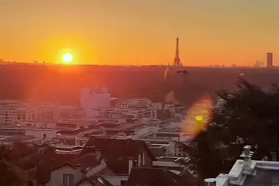 Image de Dreamview Sacre Coeur/Tour Eiffel à 15 mn de Paris, 5 mn de La Défense