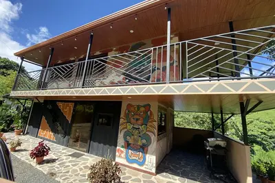 Image de Indigo Casa - 2bd + balcony view with lots of nature