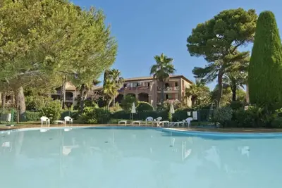 Image de Superbe appartement à 50m de la plage