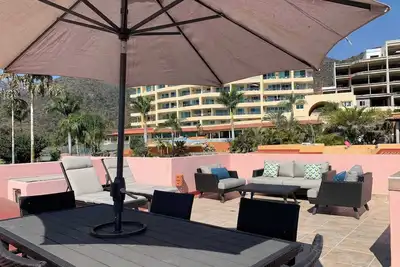 Image de Elegant 2-Bedroom Getaway