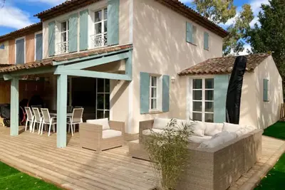 Image de Maison du lac, 4 Chambres, Les Restanques duGolfe de St Tropez ; idéal famille