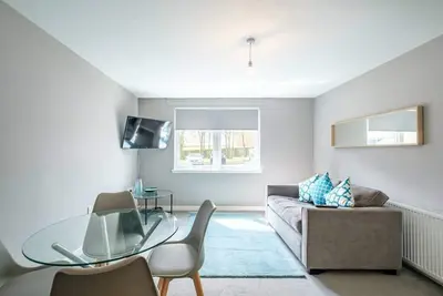 Image de Lovely 2 bed ground floor apartment in Coatbridge