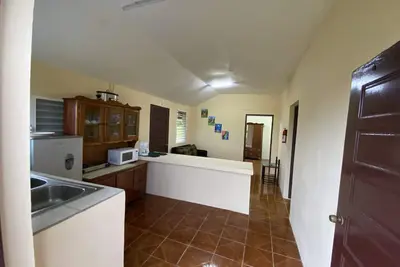 Image de Entire Bungalow House near to Airport - For Long Term Stays