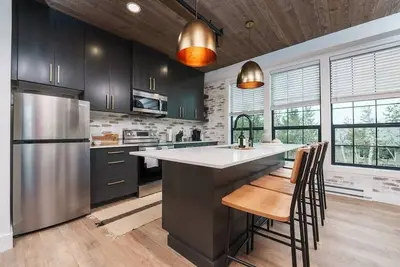 Image de Modern Downtown McCall 2 Bed/2 Bath Condo