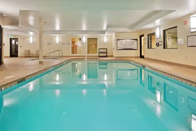 Image de 1-Bedroom King Suite | Free Breakfast & Pool Reno