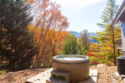 Image de Cute and Cozy Cottage with hot tub