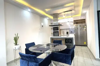Image de Modern apartment near the San Marino mall and Santa Ana port