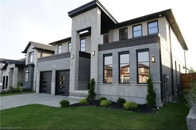 Image de Luxury 1-Bedroom Suite Basement London Ontario