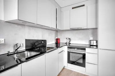 Dreamy Wiedikon 4. 5 Room w/ Storage & W/D, 3 min to Market, by Blueground