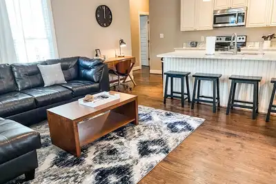 Downtown Raleigh 3 Bedroom Bungalow